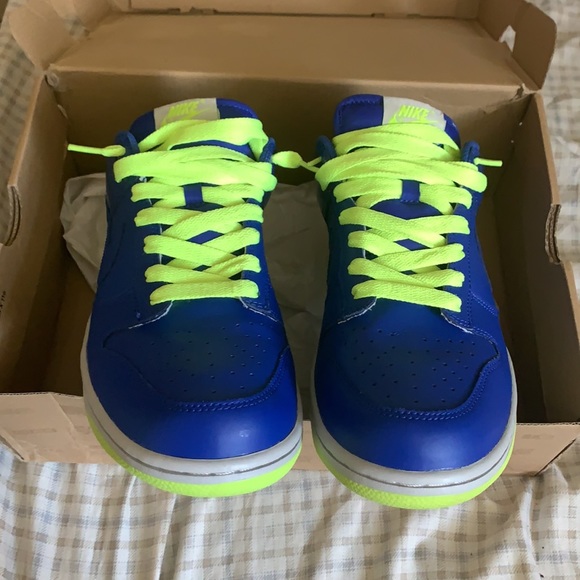 NIKE Dunk Low CL “Blue Volt” *SOLD* - Picture 2 of 6